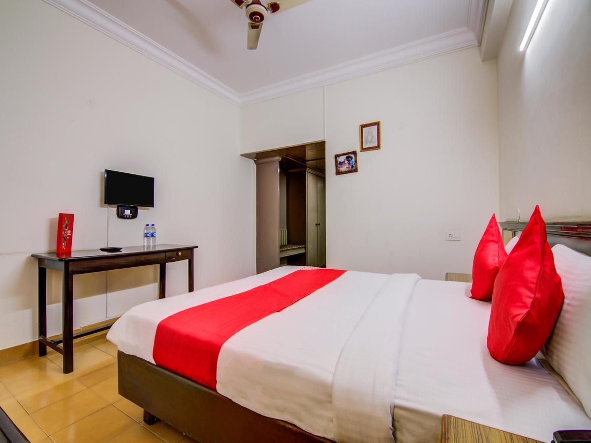 Hotel Golden Gates Bangalore Eksteriør bilde