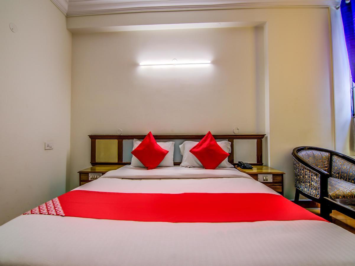 Hotel Golden Gates Bangalore Eksteriør bilde
